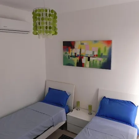 Del Sol Apartment *